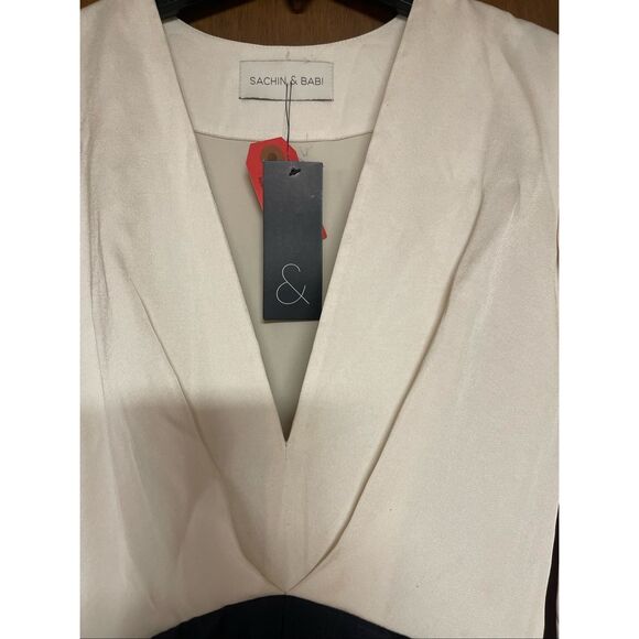 Sachin & Babi gown - Picture 2 of 5